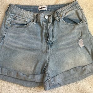 Light wash jean shorts